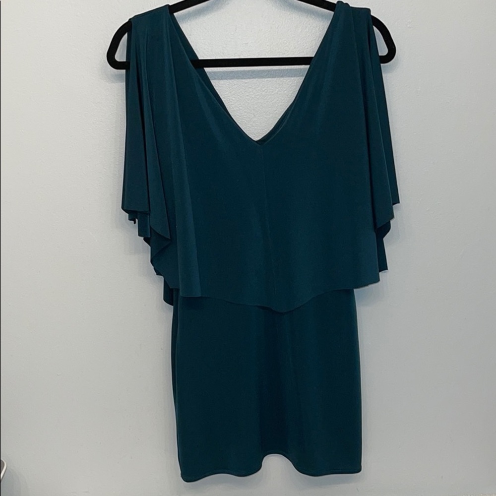 Women’s dress - Picture 2 of 3